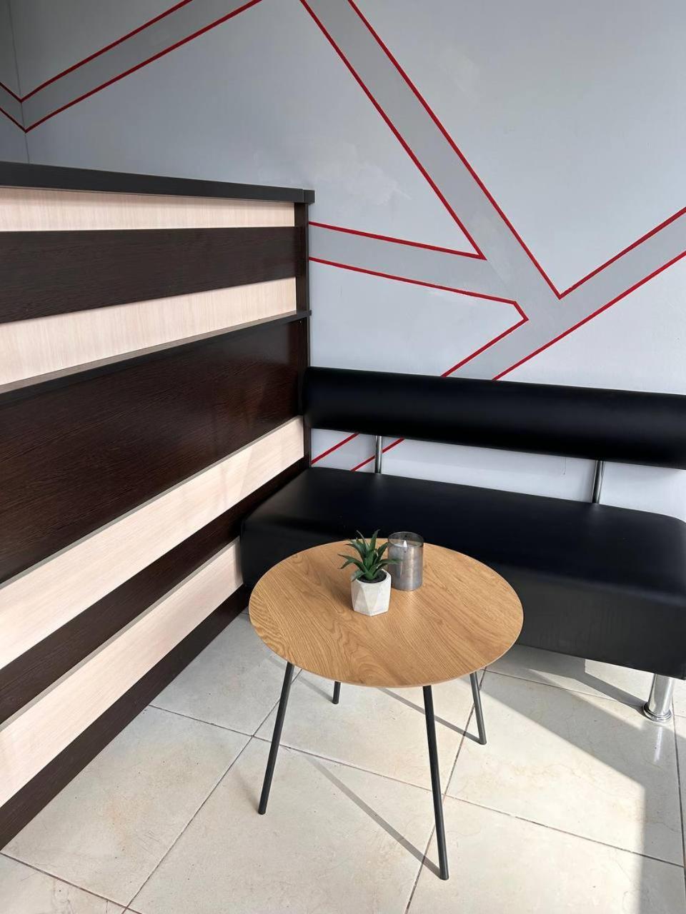 Амстердам Hotel Khmelʼnytsʼkyy Bagian luar foto