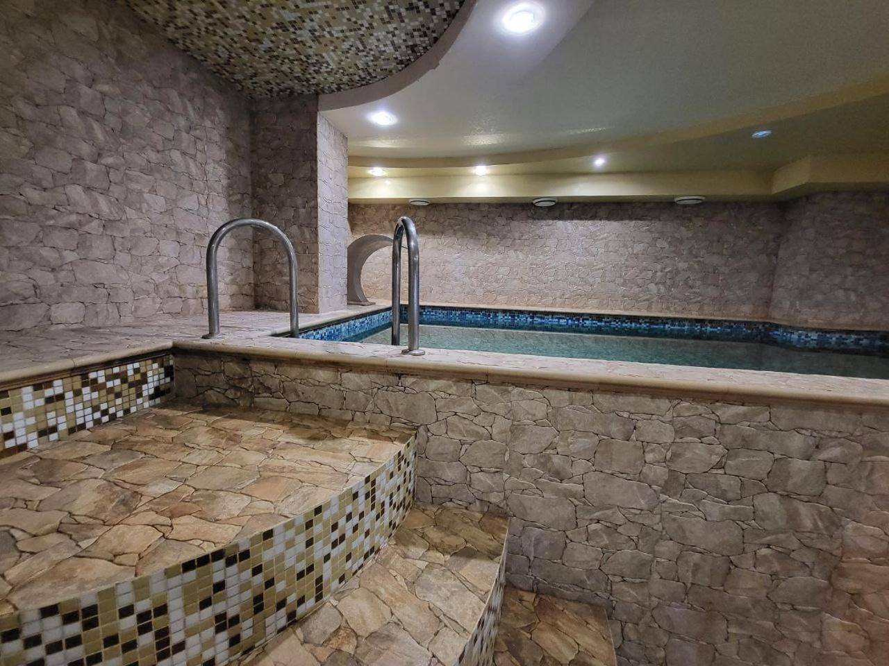 Амстердам Hotel Khmelʼnytsʼkyy Bagian luar foto